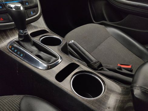 Used 2016 Chevrolet Malibu LT w/ Power Convenience Package FWD image 26