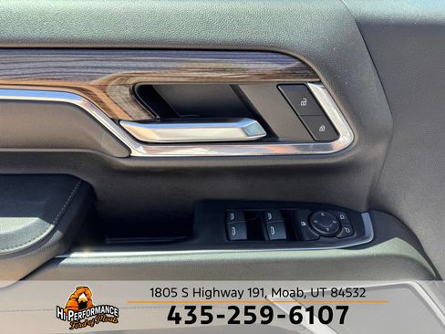 Used 2024 Chevrolet Silverado 2500 LT AWD/4WD image 16