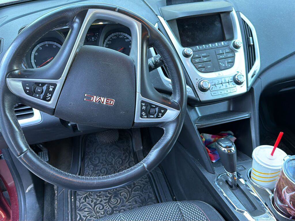 Used 2017 GMC Terrain SLE w/ Technology Package FWD image 16