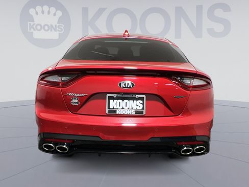 Used 2018 Kia Stinger GT2 image 5