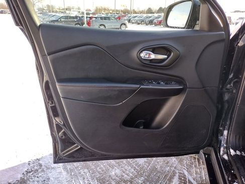 Used 2022 Jeep Cherokee Trailhawk w/ Trailer Tow Group image 21