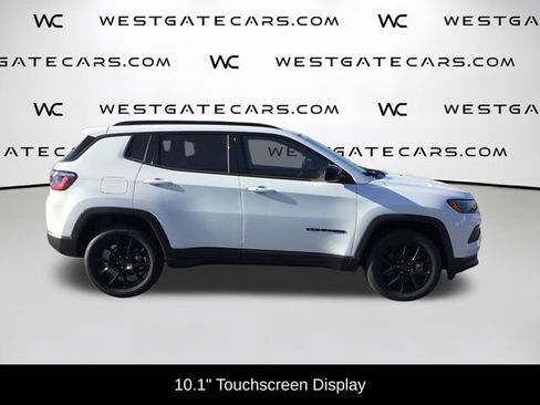 New 2026 Jeep Compass Latitude image 11