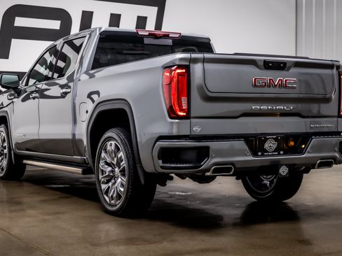 Used 2025 GMC Sierra 1500 Denali w/ Denali Reserve Package AWD/4WD image 33