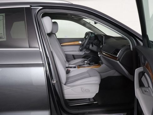 Used 2023 Audi Q5 2.0T Premium Plus AWD/4WD image 32