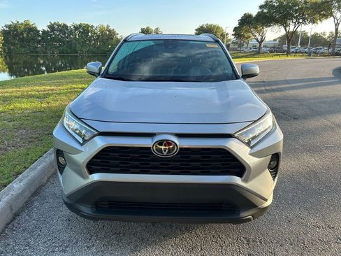 Used 2019 Toyota RAV4 XLE w/ All Weather Liner Package AWD/4WD image 9