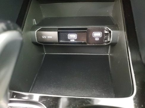 Used 2020 Kia Telluride S FWD image 19