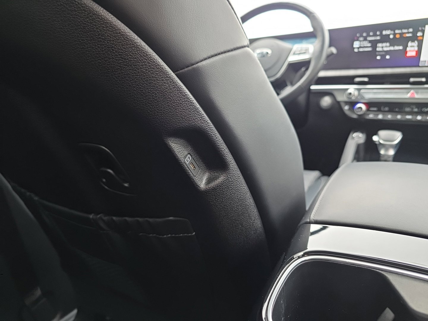 Used 2024 Kia Telluride SX Prestige AWD/4WD image 25