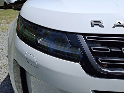 Certified 2026 Land Rover Range Rover Evoque S AWD/4WD image 34