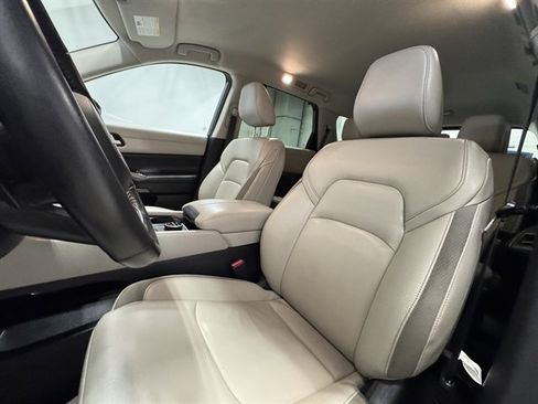 Used 2022 Nissan Pathfinder SL image 21