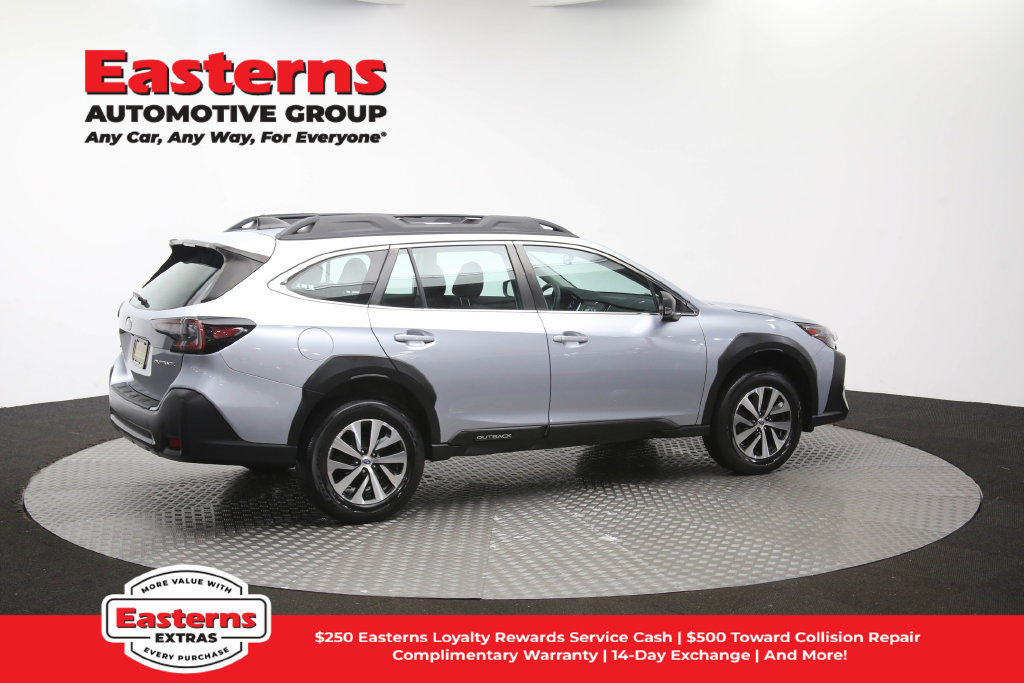 Used 2024 Subaru Outback AWD/4WD image 41