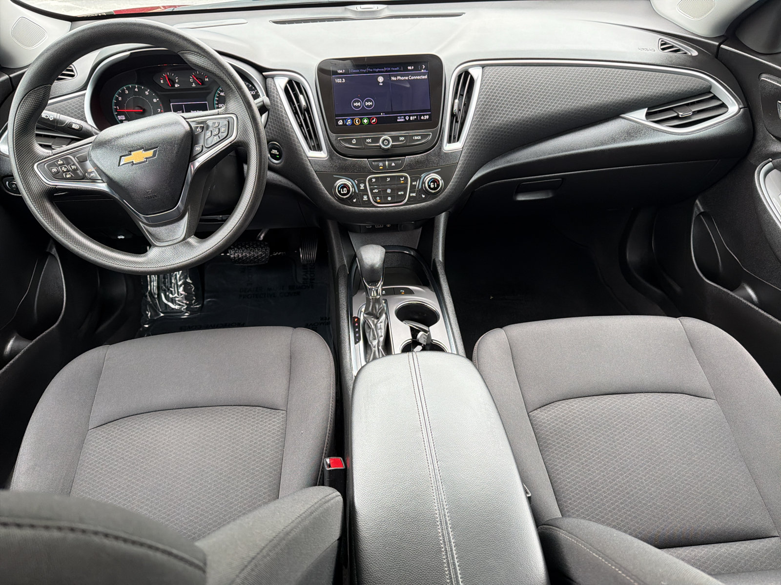 Used 2024 Chevrolet Malibu LT FWD image 25