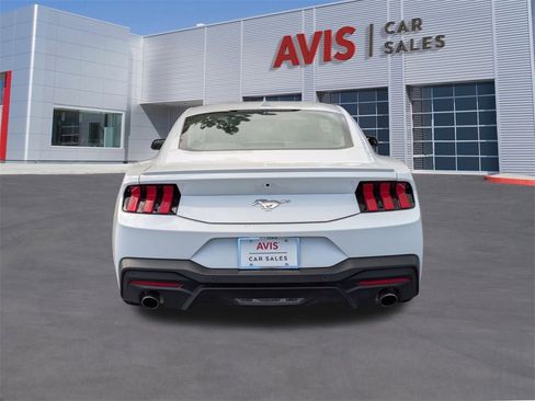 Used 2024 Ford Mustang Premium image 7