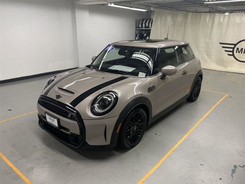 Certified 2024 MINI Cooper S FWD image 1