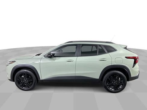 Used 2025 Chevrolet Trax ACTIV w/ Driver Confidence Package FWD image 5