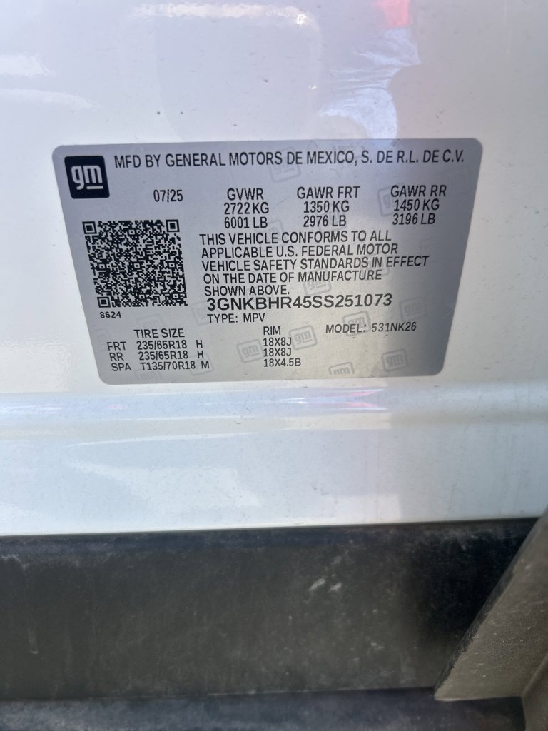Used 2025 Chevrolet Blazer LT AWD/4WD image 3