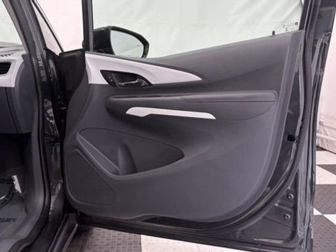 Used 2019 Chevrolet Bolt LT image 23