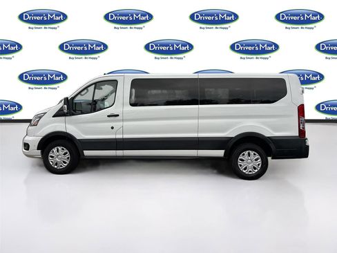 Used 2023 Ford Transit 350 XLT image 4