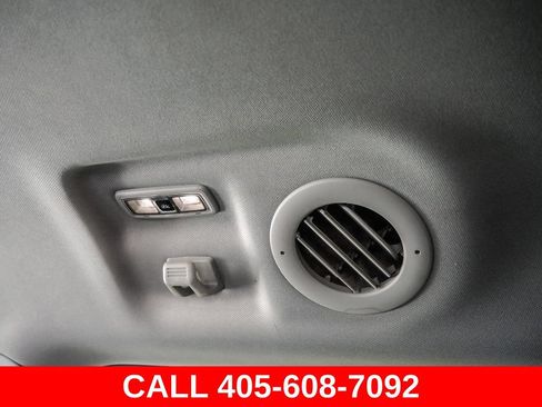 Used 2021 Ford Explorer XLT w/ Equipment Group 202A AWD/4WD image 33