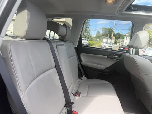 Used 2015 Subaru Forester 2.5i Limited AWD/4WD image 27