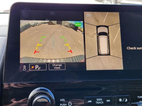 Used 2023 Nissan Armada Platinum w/ Captain's Chairs Package AWD/4WD image 11