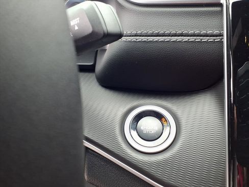 New 2025 Jeep Grand Cherokee L Laredo image 27