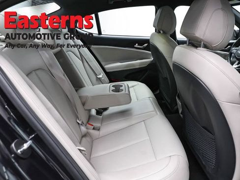 Used 2023 Genesis G70 2.0T AWD/4WD image 24