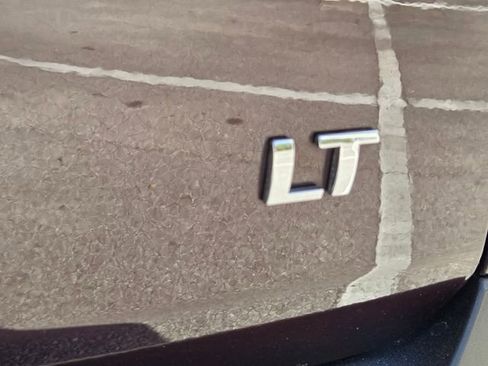 Certified 2023 Chevrolet Traverse LT FWD image 22