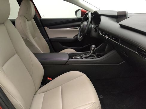 Used 2020 MAZDA MAZDA3 AWD Sedan w/ Preferred Package image 21