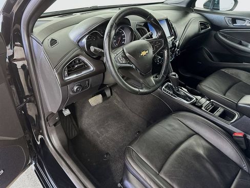 Used 2017 Chevrolet Cruze Premier FWD image 21
