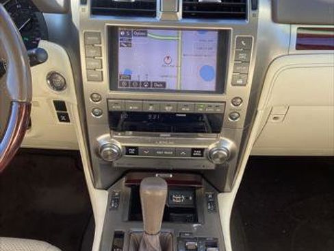 Used 2018 Lexus GX 460 Luxury image 31