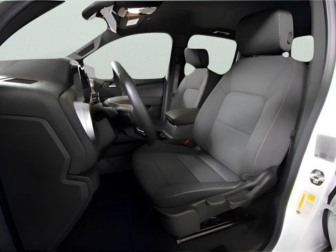 Used 2024 Chevrolet Colorado LT w/ LT Convenience Package image 16