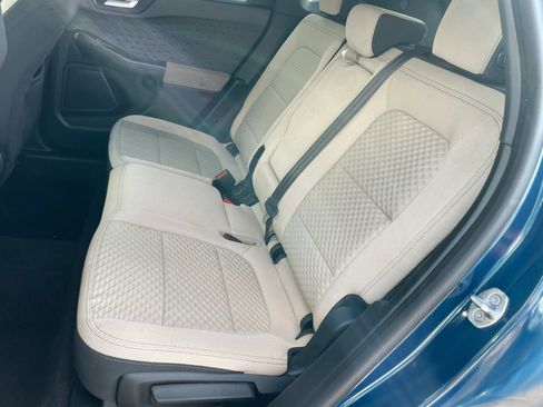 Used 2020 Ford Escape SE image 22