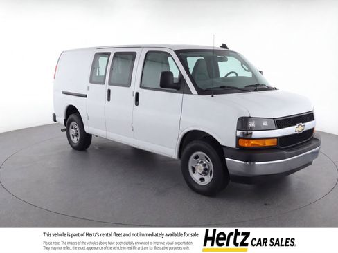 Used 2024 Chevrolet Express 3500 LT w/ LT Preferred Equipment Group image 1