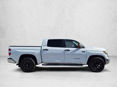 Used 2020 Toyota Tundra SR5 w/ SR5 Leather Package RWD image 4
