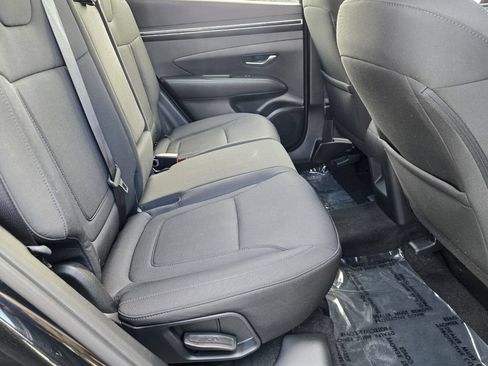 Certified 2024 Hyundai Tucson SE FWD image 15