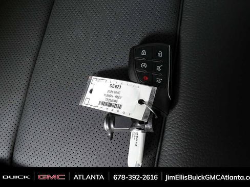 New 2026 GMC Yukon Denali w/ Denali Reserve Package AWD/4WD image 26