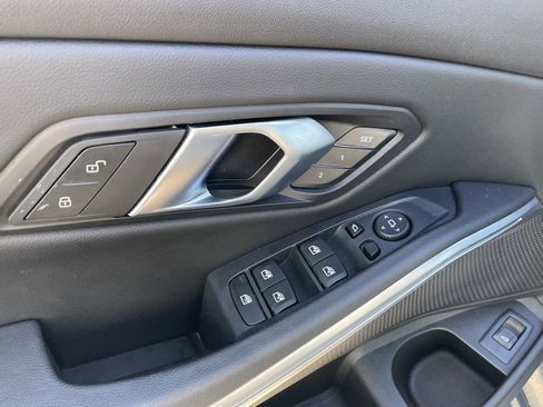 Used 2024 BMW 330i xDrive Sedan w/ Convenience Package image 11