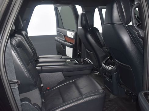 Certified 2023 Lincoln Navigator L Reserve w/ Equipment Group 201A image 14