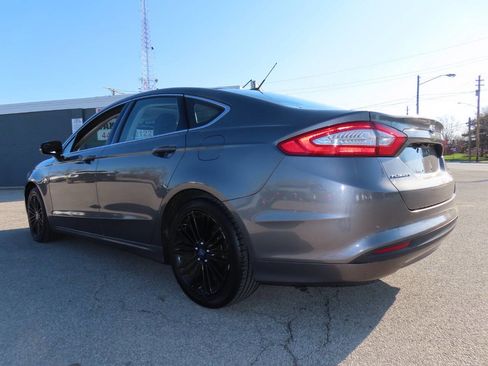 Used 2014 Ford Fusion SE w/ Equipment Group 202A image 26