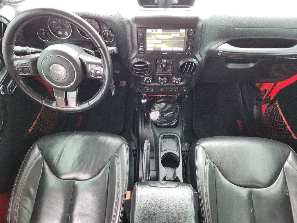 Used 2017 Jeep Wrangler Unlimited Rubicon AWD/4WD image 19