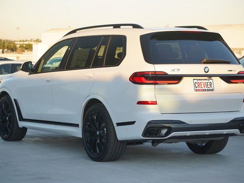 New 2026 BMW X7 xDrive40i w/ Executive Package image 7