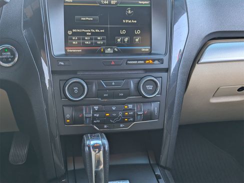 Used 2016 Ford Explorer XLT w/ Equipment Group 202A image 20