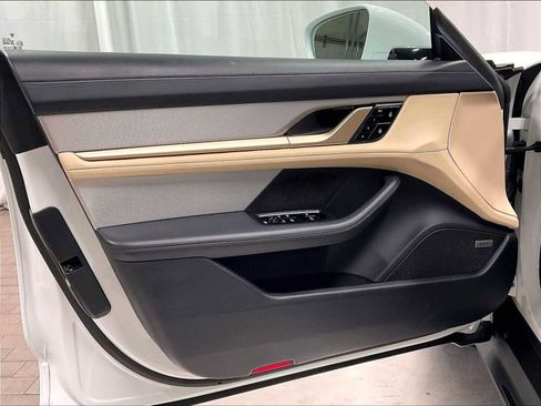 Used 2020 Porsche Taycan Turbo S image 24