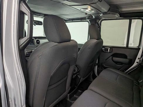 Used 2023 Jeep Wrangler Unlimited image 20