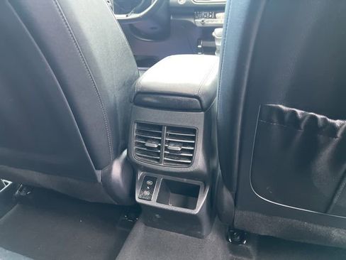 Used 2024 Kia Seltos SX w/ SX Sunroof Package AWD/4WD image 9