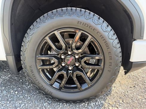 Used 2025 GMC Sierra 1500 Elevation AWD/4WD image 26