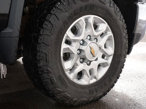 Used 2021 Chevrolet Silverado 3500 LTZ w/ LTZ Plus Package image 32