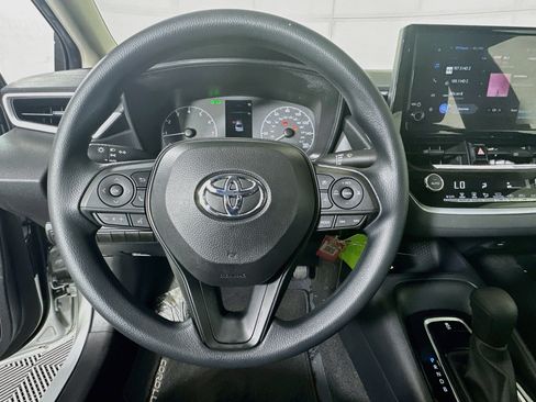 Used 2024 Toyota Corolla LE FWD image 15