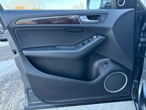 Used 2016 Audi Q5 2.0T Premium Plus w/ Technology Package image 22