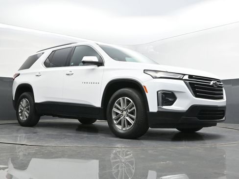Used 2023 Chevrolet Traverse LT AWD/4WD image 37